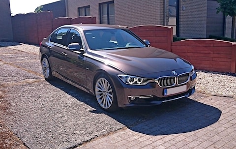 BMW 328i High Executive (2014)