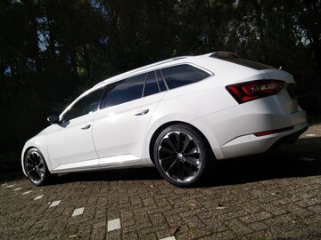 Skoda Superb Combi 2.0 TDI 150pk Greentech Style Busines (2016)