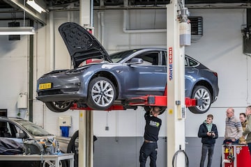 Tesla Model 3 Long Range AWD – 2019 – 168.191 km - Klokje Rond