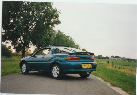 Mazda MX-3 1.6i (1991)