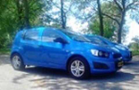 Chevrolet Aveo 1.2 LS (2012)