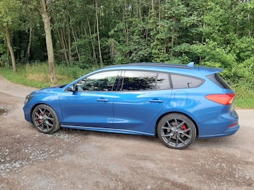 Ford Focus Wagon 2.3 EcoBoost ST-3 (2020)