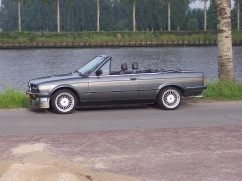 BMW 325i Cabrio (1987)
