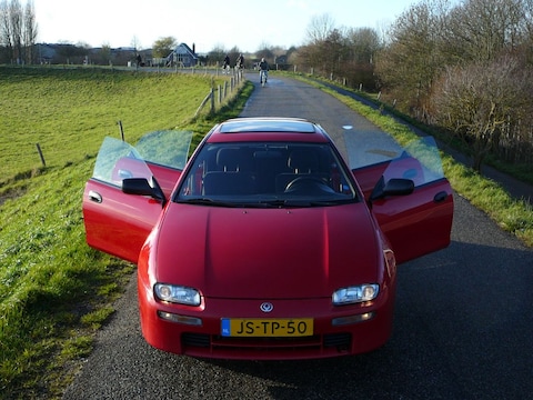 Mazda 323 F 1.8i GLX