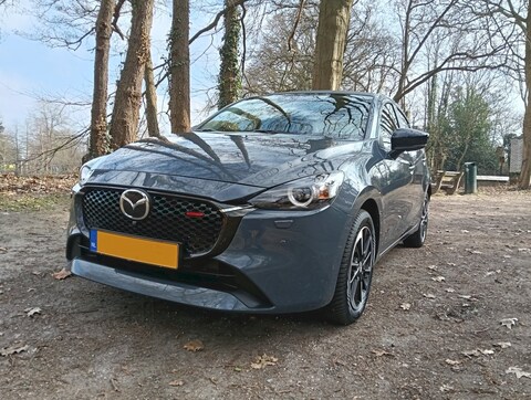 Mazda 2 e-SkyActiv-G 90 Homura Aka