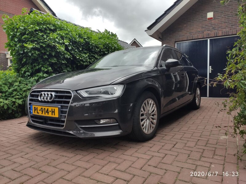 Audi A3 Sportback 1.6 TDI 110pk Ambition (2015)