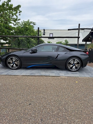 BMW i8 First Edition (2015)