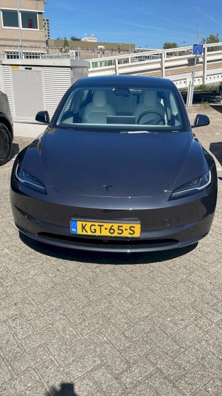 Tesla Model 3 Premium Long Range RWD (2026)