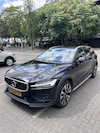 Volvo V60 Cross Country B5 AWD Ultimate (2022)