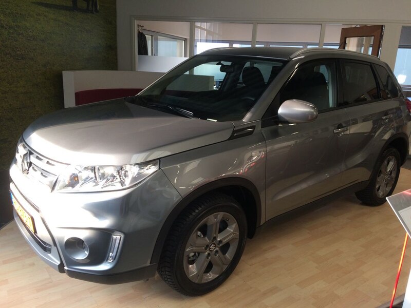 Suzuki Vitara 1.6 Exclusive (2017)