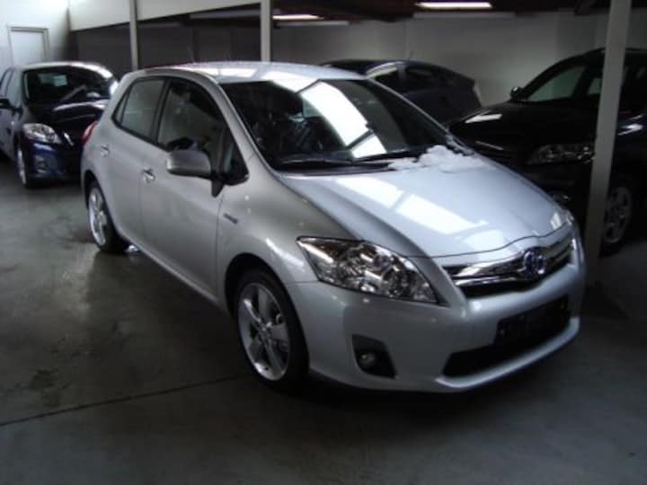 Toyota Auris 1.8 Full Hybrid Executive (2011)