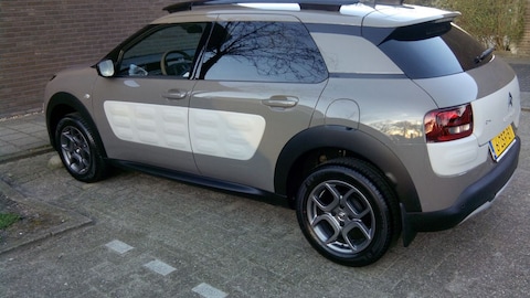 Citroën C4 Cactus PureTech 82 Shine (2015)