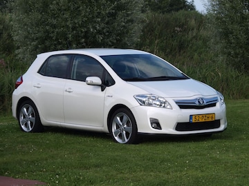 Toyota Auris 1.8 Full Hybrid Dynamic (2011)