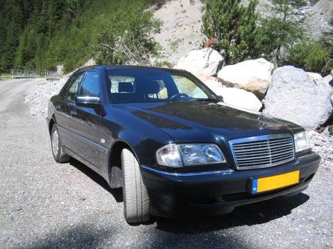 Mercedes-Benz C 220 Diesel Elegance (1998)