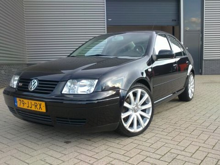 Volkswagen Bora 2.3 V5 Highline
