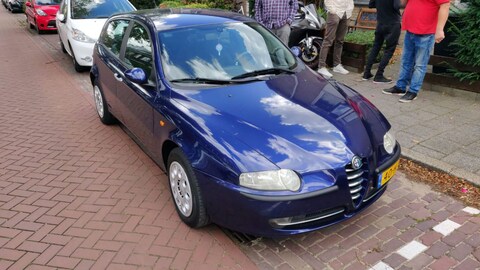 Alfa Romeo 147 1.6 T.Spark 16V Progression