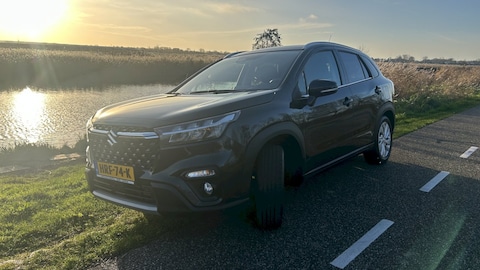 Suzuki S-Cross 1.4 Boosterjet Smart Hybrid Select (2024)