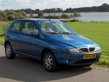 Lancia Ypsilon 1.2 16v LX (1998)
