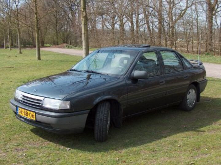 Opel Vectra 1.8i GL