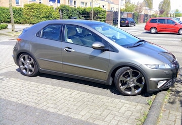 Honda Civic 1.8i-VTEC Executive (2006)