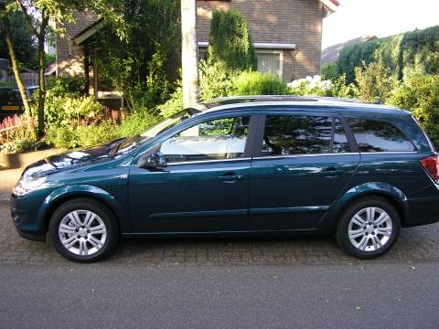 Opel Astra Stationwagon 1.7 CDTi 100pk Cosmo (2007)