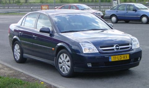 Opel Vectra 2.2 DTi-16V Elegance (2002)