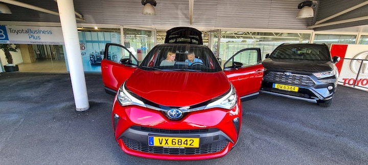 Toyota C-HR 2.0 Hybrid Executive (2022)