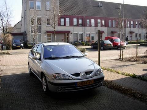 Renault Mégane RXI 1.4 16V (2000)