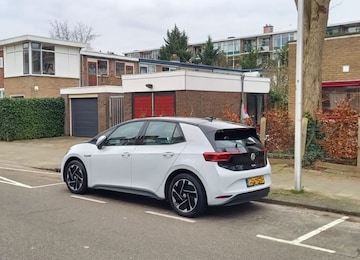 Volkswagen ID.3 58kWh 1st (2020)