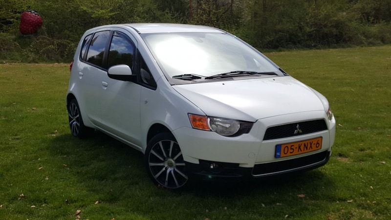Mitsubishi Colt CZ5 1.3 Edition Two (2010)