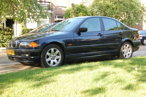 BMW 320d Executive (1999)