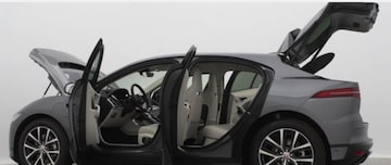 Jaguar I-Pace EV400 First Edition (2018)