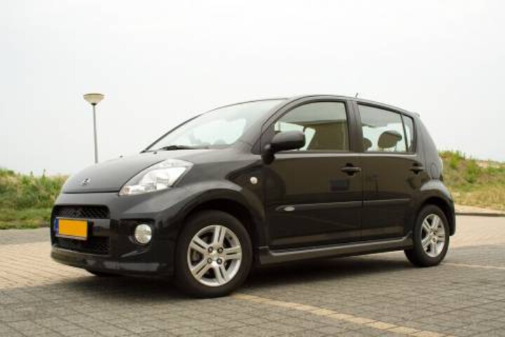 Daihatsu Sirion 2 1.3 16V DVVT Sport (2007)