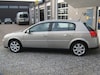 Opel Signum 2.2-16V DGi Cosmo (2005)