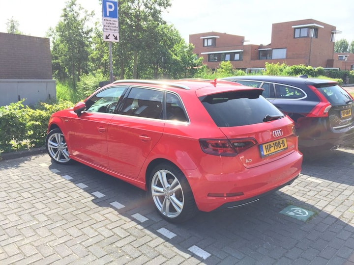 Audi A3 Sportback 1.4 TFSI e-tron Ambition Pro Line + (2015)