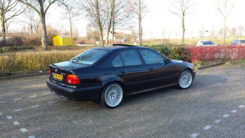 BMW 540i