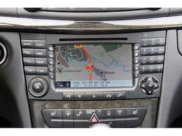 Mercedes-Benz E 320 CDI Avantgarde (2005)