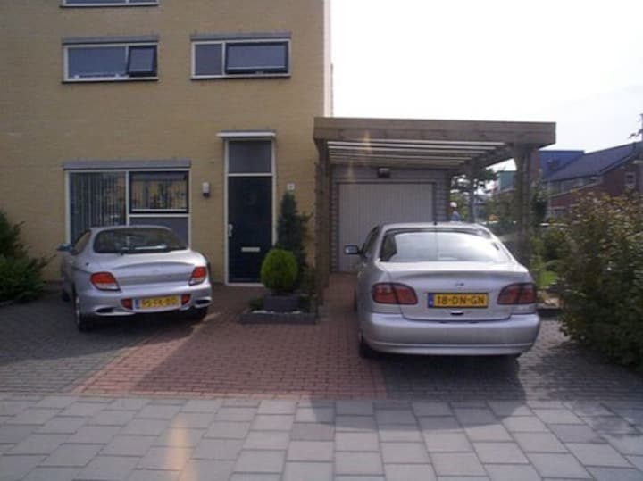 Nissan Primera 2.0 Elegance (1999)