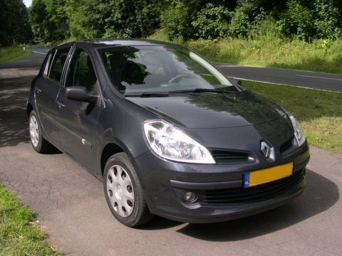 Renault Clio 1.2 16V 75 Expression (2008)