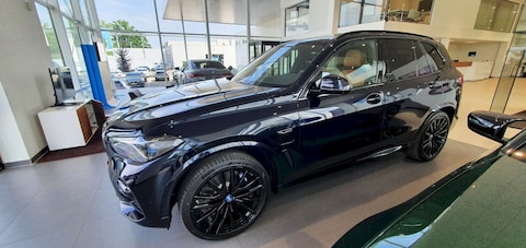 BMW X5 xDrive45e (2022)