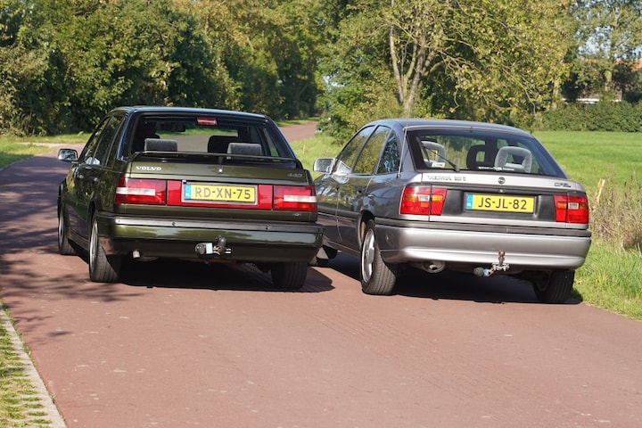 Opel Vectra - Volvo 440