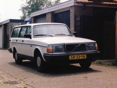 Volvo 240 DL 2.3 Estate