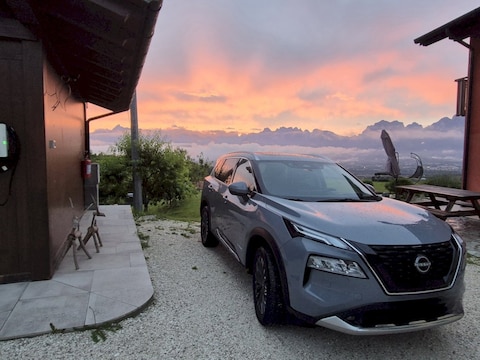 Nissan X-Trail e-4ORCE 4WD Tekna Plus (2024)