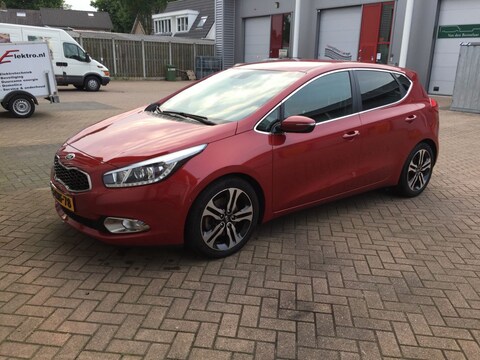Kia Ceed 1.6 CRDi Super Pack