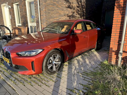 BMW i4 eDrive40