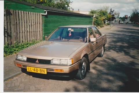 Mitsubishi Galant 1.6 GLX