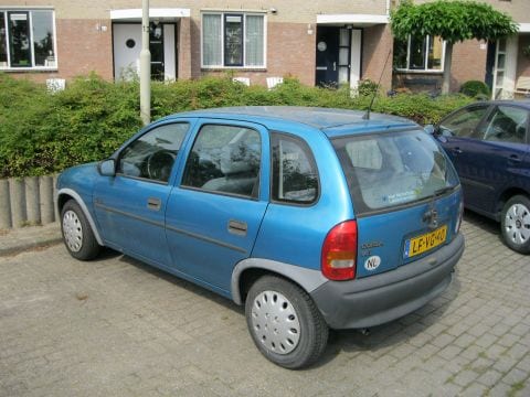 Opel Corsa 1.4i GLS (1995)