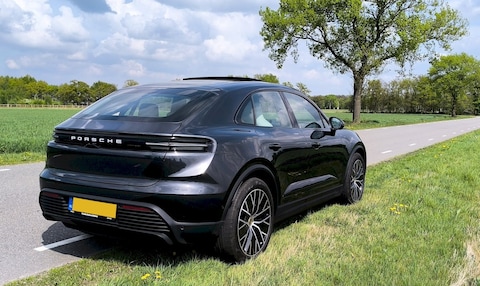 Porsche Macan Electric