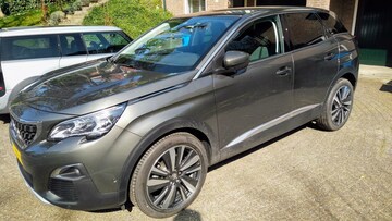Peugeot 3008 1.2 Premiere 130 (2017)
