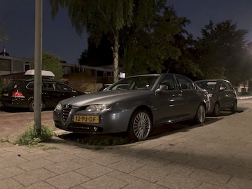 Alfa Romeo 166 3.2 V6 24V Distinctive (2004)